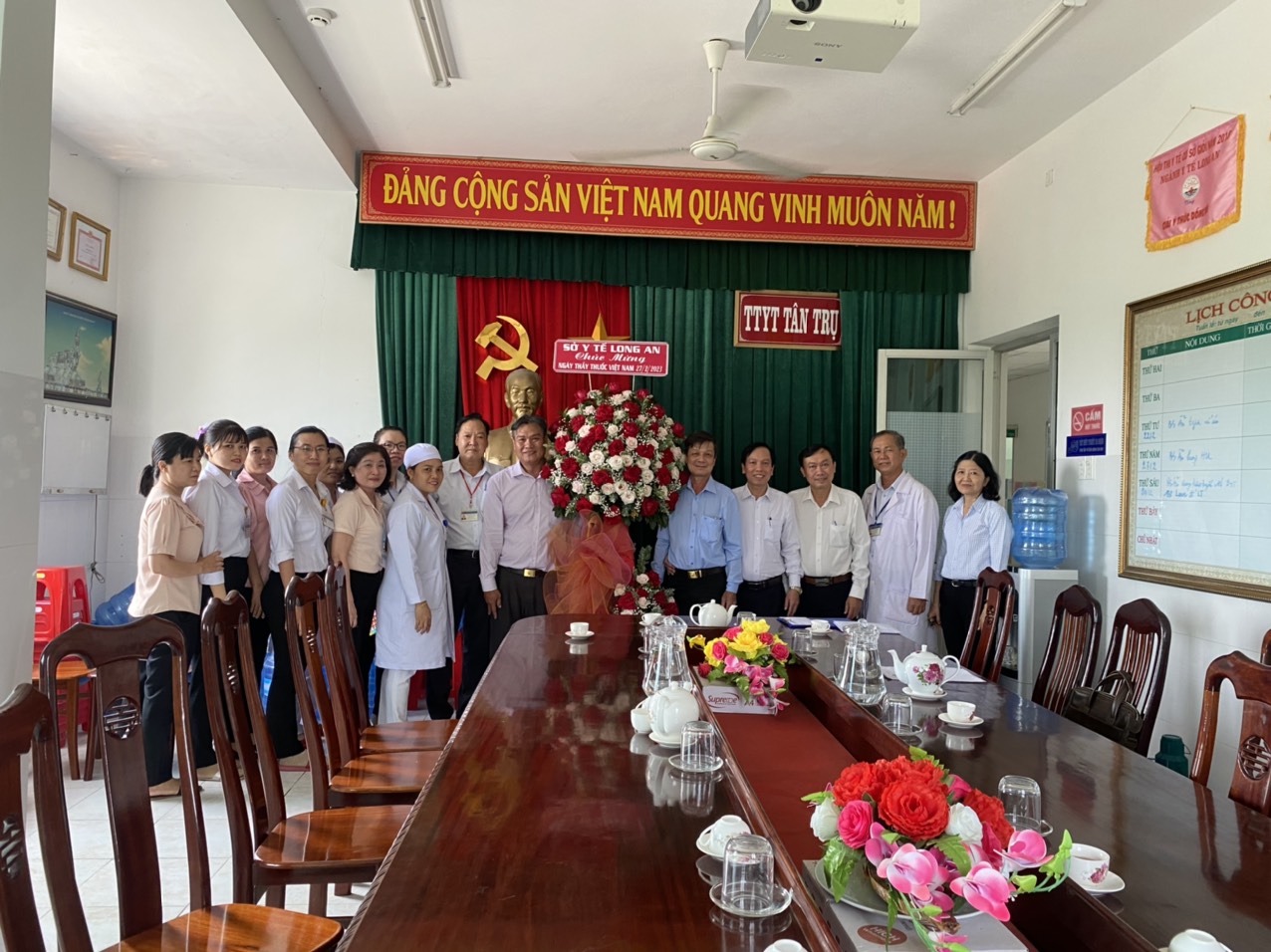 LÃNH ĐẠO SYT CHÚC MỪNG NGÀY THẦY THUỐC VN 27.02.2023
